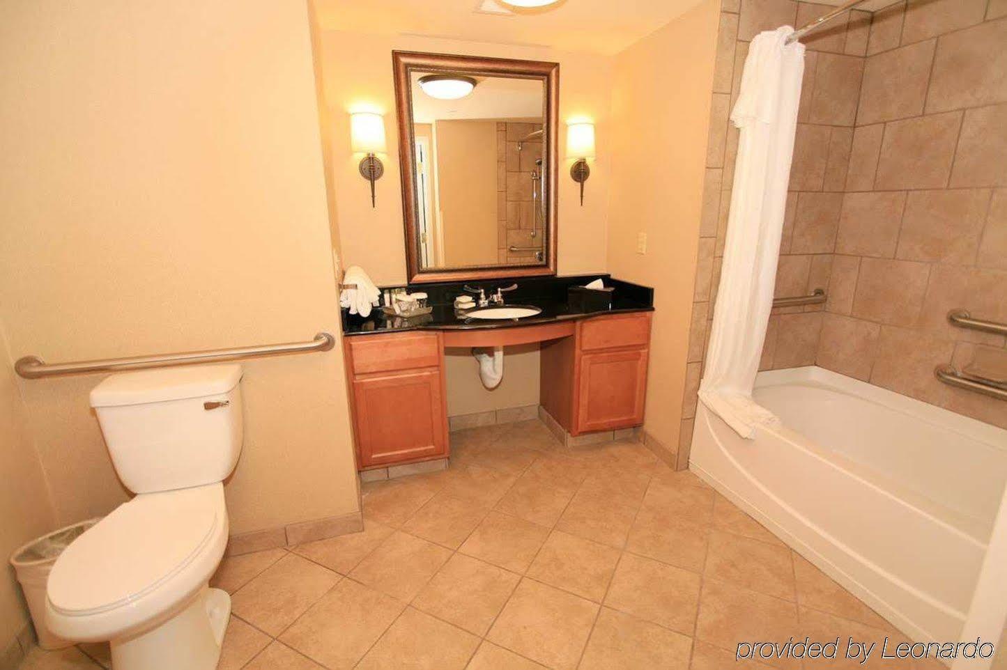 Hotel Homewood By Hilton Fairfield-napa Valley Area 3*